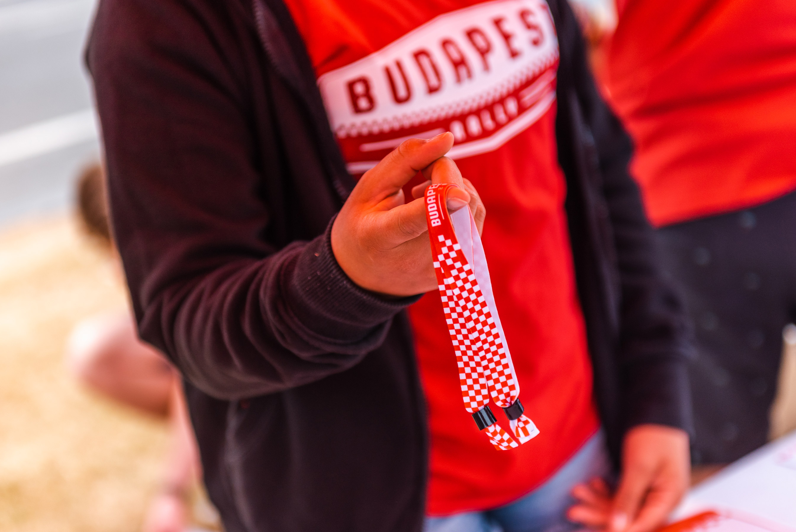 Budapest Rally bracelets zoom-in